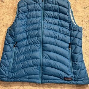 Patagonia Teal Quilted Vest